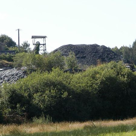 Vallee Des Ardoisieres Mael-Carhaix Eksteriør bilde
